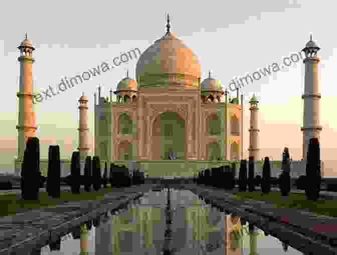 A Breathtaking View Of The Taj Mahal In India Photo Essay: Beauty Of Hong Kong: Volume 72 (Travel Photo Essays)